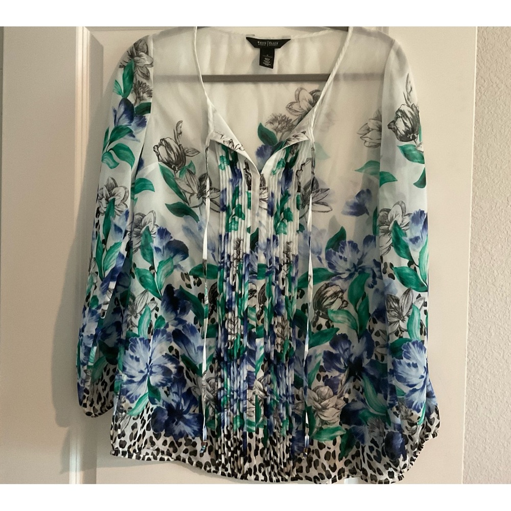 White House Black Market blouse new no tag size 0